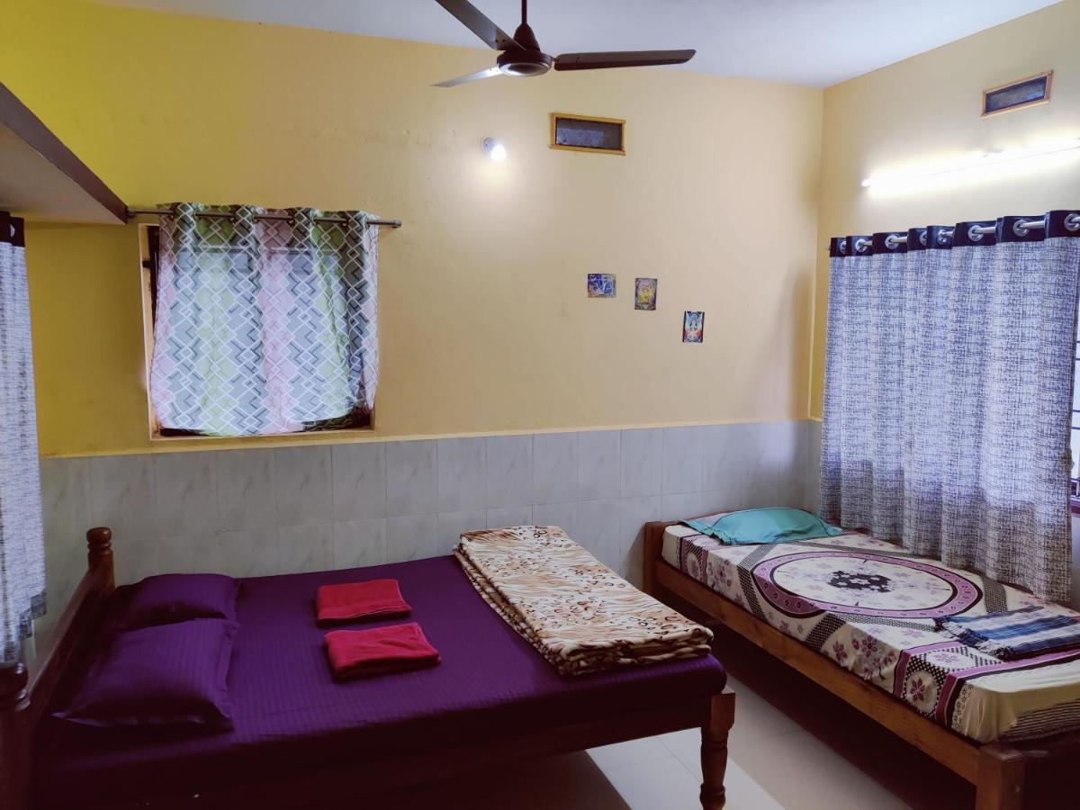 Surya Guest House 戈卡尔纳 外观 照片